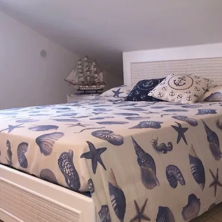Aurora Villa *