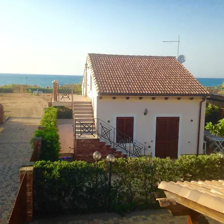Aurora Villa
