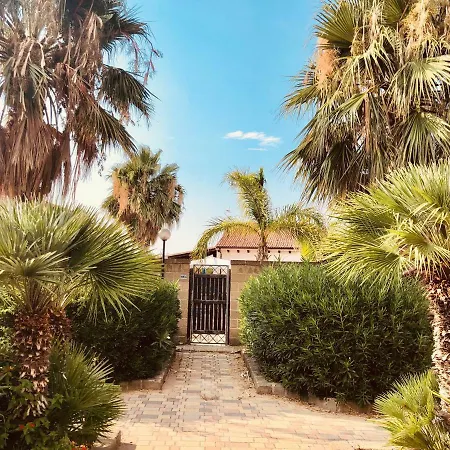 Aurora Villa *
